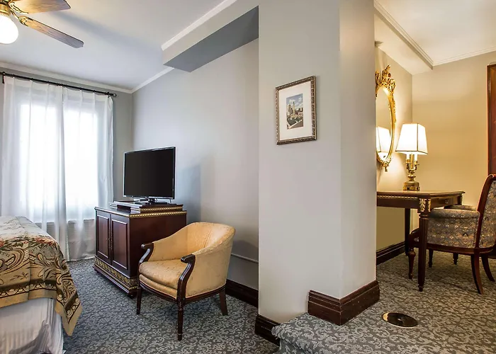 Hotel Margarita European Inn, Ascend Collection Evanston
